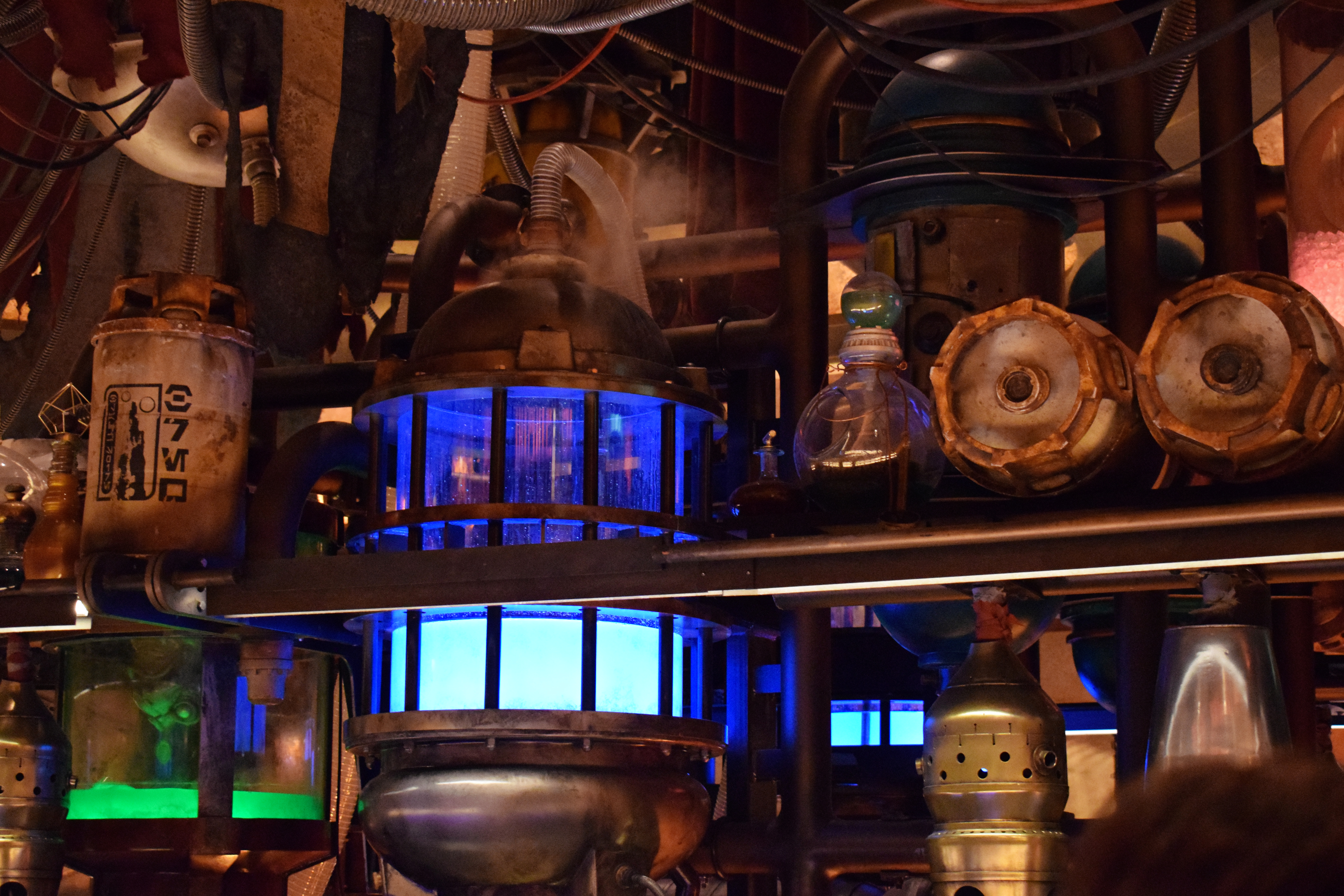 Star Wars: Galaxy's Edge - Oga's Cantina Review | Anakin and His Angel