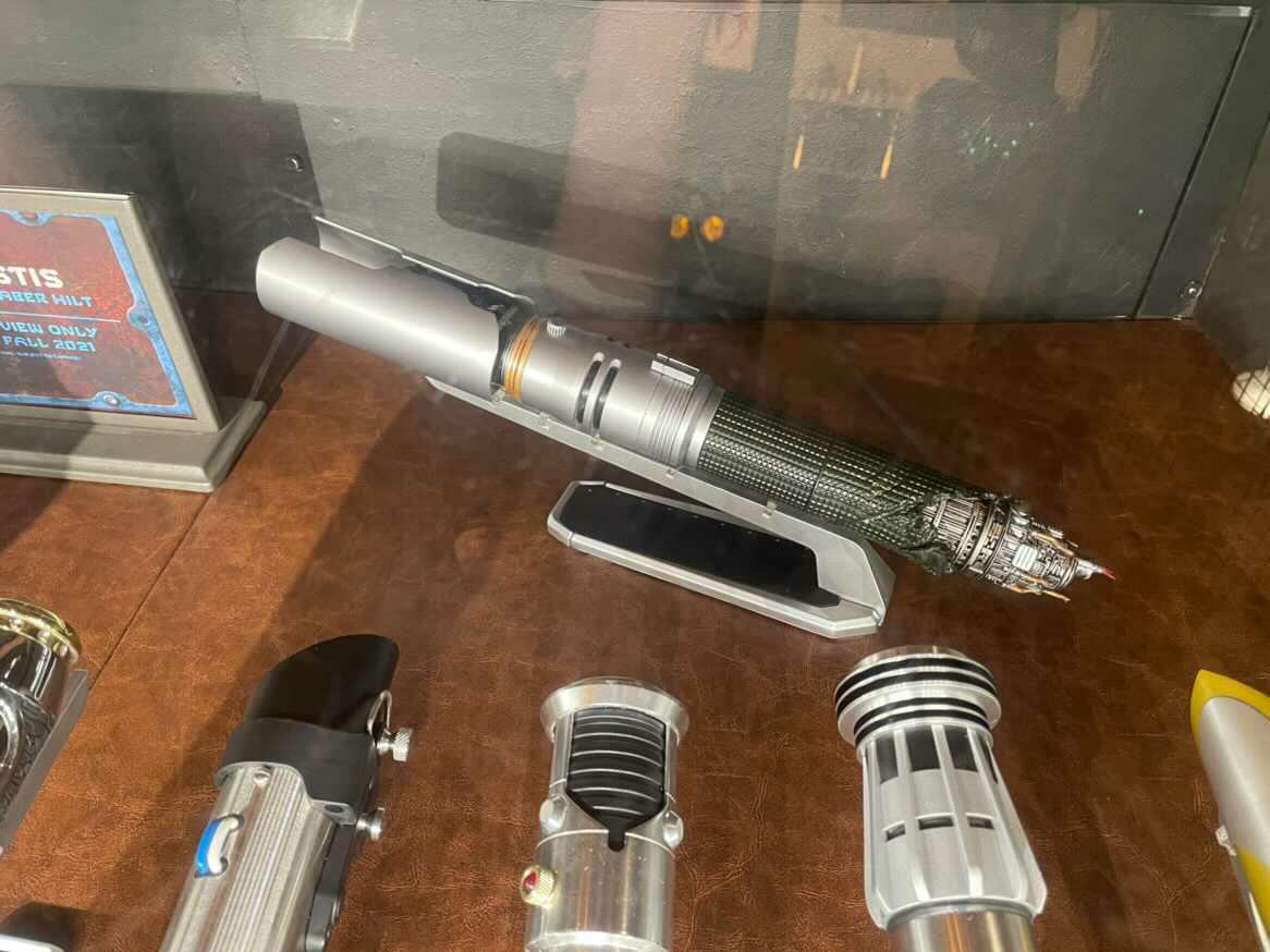 Star Wars: Galaxy's Edge Update - Legacy Lightsaber Price Increase, Stock & Cal Kestis | Anakin and His Angel