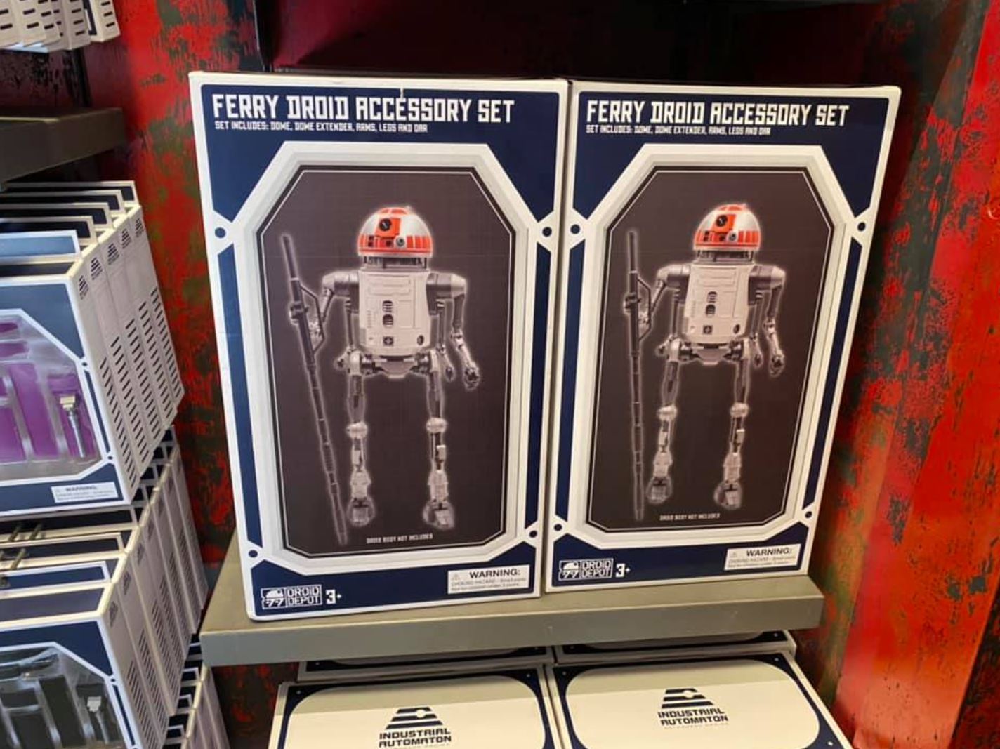 Star Wars: Galaxy's Edge Update - New Chopper Droid, Apparel, and TONS More! | Anakin and His Angel